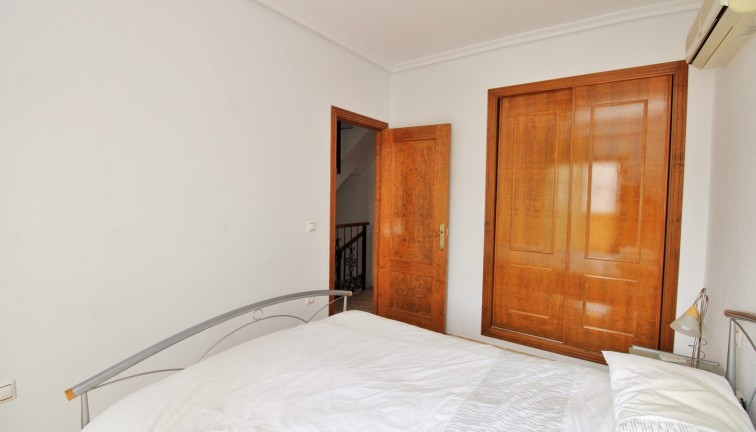 Resale - Semi-Detached - Villamartín