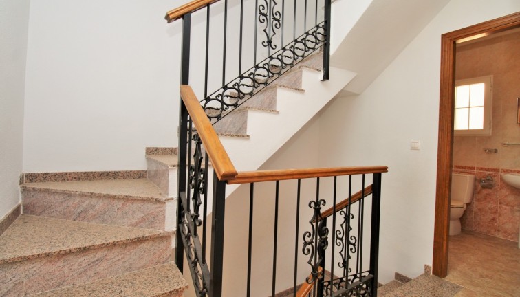 Resale - Semi-Detached - Villamartín