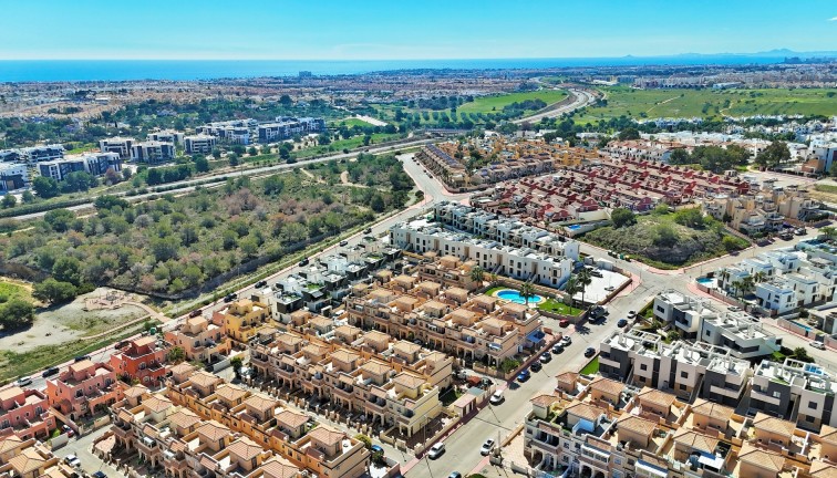 Resale - Semi-Detached - Villamartín