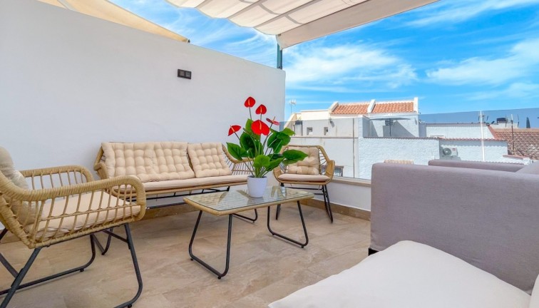 Jälleenmyynti - Paritalo/Rivitalo - Torrevieja - Nueva Torrevieja