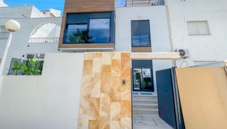 Jälleenmyynti - Paritalo/Rivitalo - Torrevieja - Nueva Torrevieja