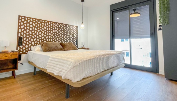 Jälleenmyynti - Paritalo/Rivitalo - Torrevieja - Nueva Torrevieja