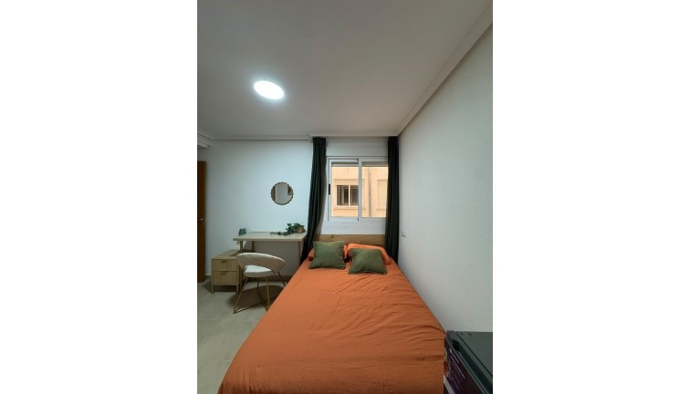 Resale - Apartment - Torrevieja