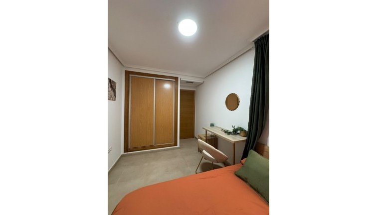 Resale - Apartment - Torrevieja