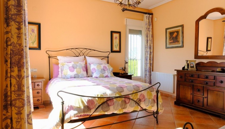 Reventa - Chalet - Orihuela - Correntías Medias