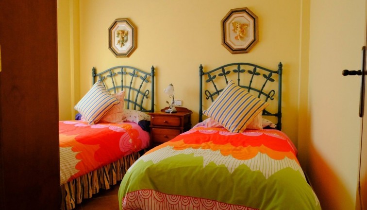 Reventa - Chalet - Orihuela - Correntías Medias