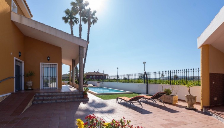 Reventa - Chalet - Orihuela - Correntías Medias