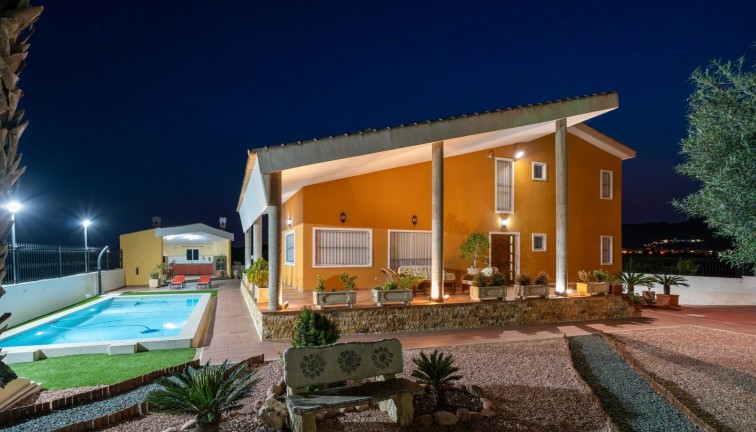 Reventa - Chalet - Orihuela - Correntías Medias