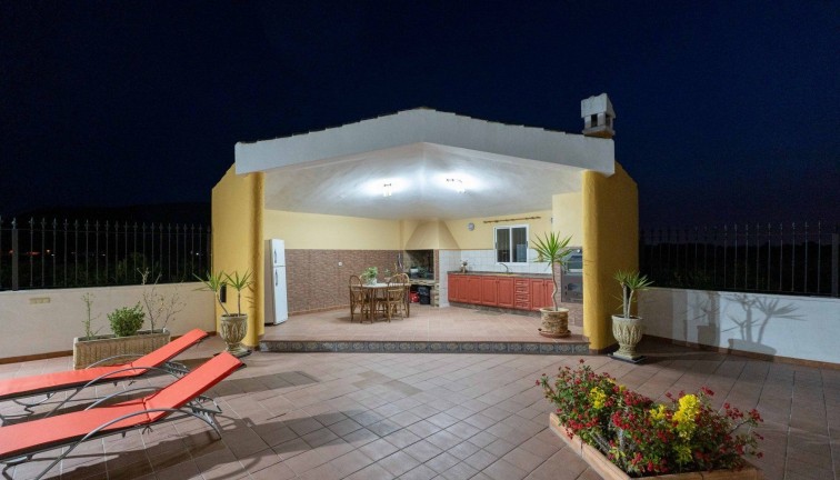 Reventa - Chalet - Orihuela - Correntías Medias