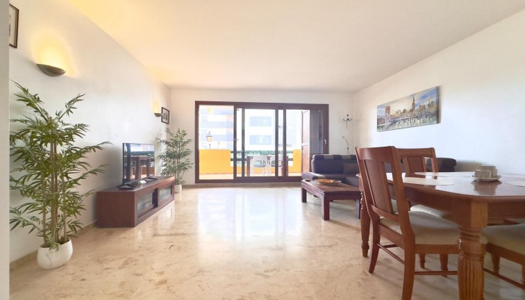 Återförsäljning - Lägenhet - Torrevieja - Punta Prima