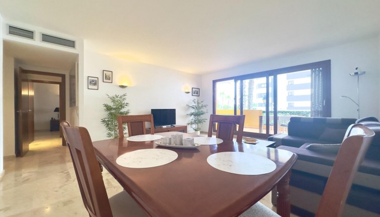 Återförsäljning - Lägenhet - Torrevieja - Punta Prima