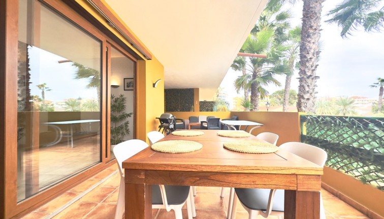 Återförsäljning - Lägenhet - Torrevieja - Punta Prima
