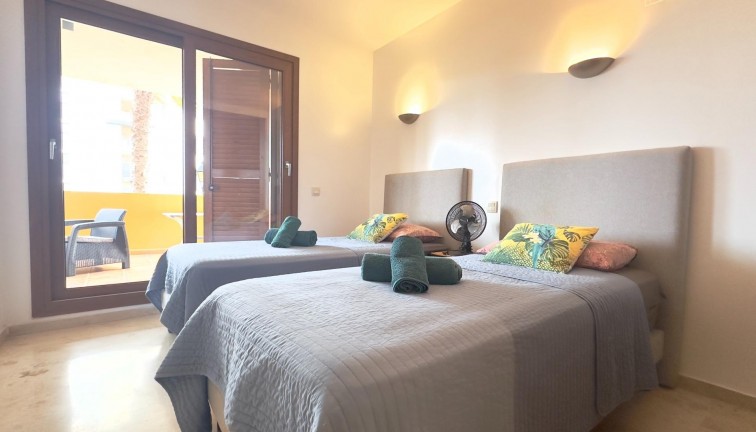 Återförsäljning - Lägenhet - Torrevieja - Punta Prima