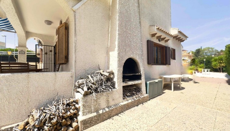 Jälleenmyynti - Erillistalo - Orihuela Costa - La Zenia