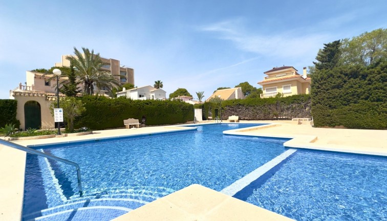 Jälleenmyynti - Erillistalo - Orihuela Costa - La Zenia