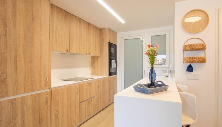 Resale - Apartment - Torrevieja - Punta Prima