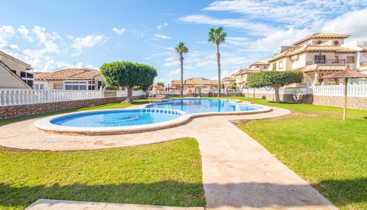 Jälleenmyynti - Paritalo/Rivitalo - Orihuela Costa - La Zenia