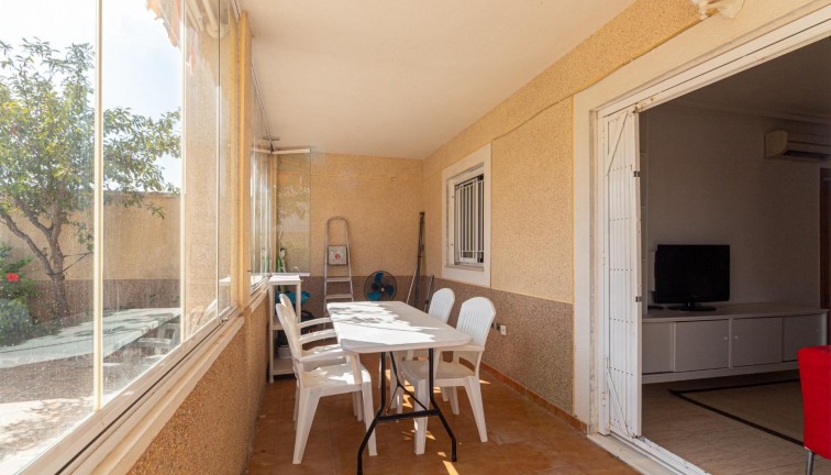 Jälleenmyynti - Bungalow - Orihuela Costa - Punta Prima