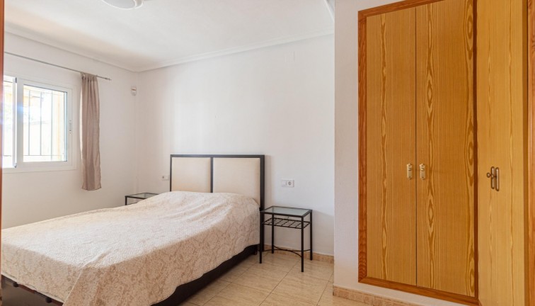 Jälleenmyynti - Bungalow - Orihuela Costa - Punta Prima