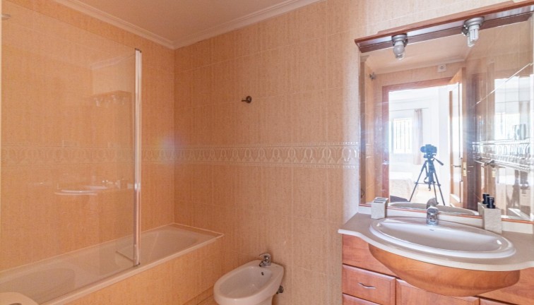 Jälleenmyynti - Bungalow - Orihuela Costa - Punta Prima