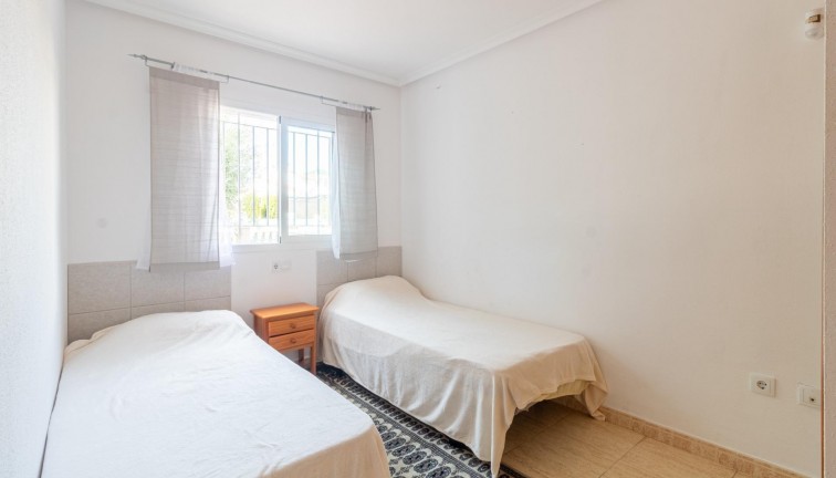 Jälleenmyynti - Bungalow - Orihuela Costa - Punta Prima