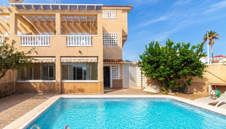 Jälleenmyynti - Bungalow - Orihuela Costa - Punta Prima
