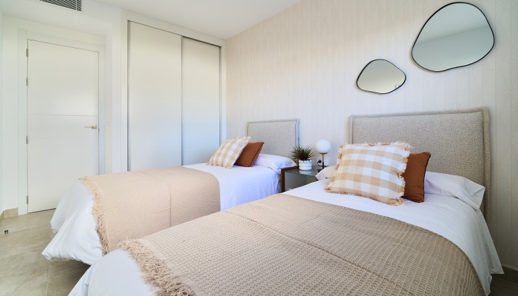 Uudistuotanto - Asunto - Estepona (Málaga) - Spain