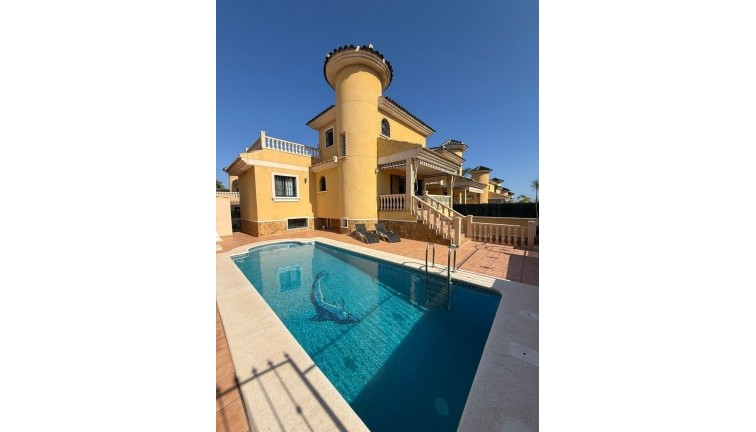 Jälleenmyynti - Erillistalo - Orihuela - Villamartín