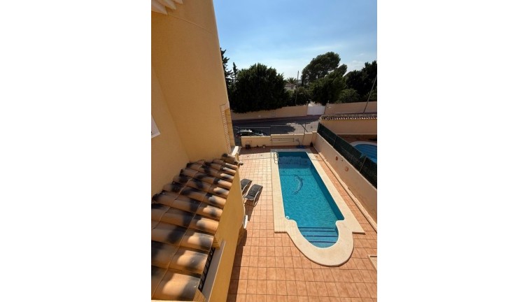 Jälleenmyynti - Erillistalo - Orihuela - Villamartín