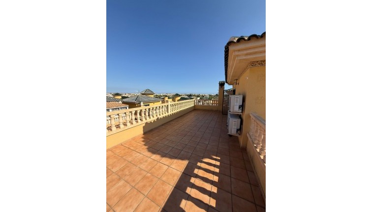 Jälleenmyynti - Erillistalo - Orihuela - Villamartín