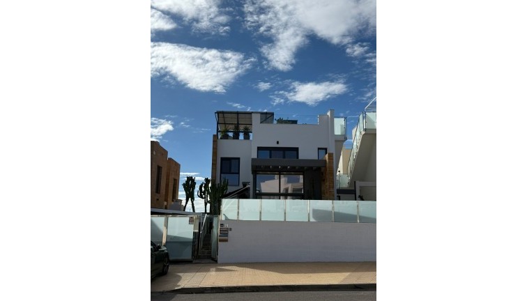 Jälleenmyynti - Erillistalo - Orihuela - Lomas de Cabo Roig
