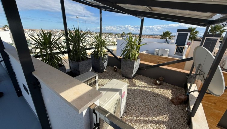 Jälleenmyynti - Erillistalo - Orihuela - Lomas de Cabo Roig