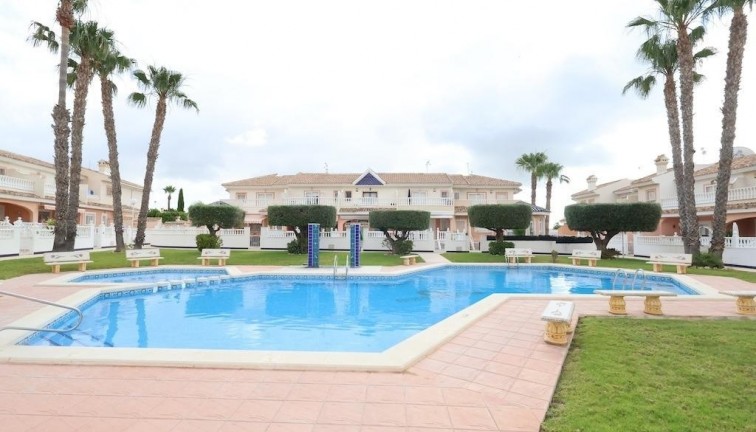 Jälleenmyynti - Paritalo/Rivitalo - Rojales - Doña Pepa