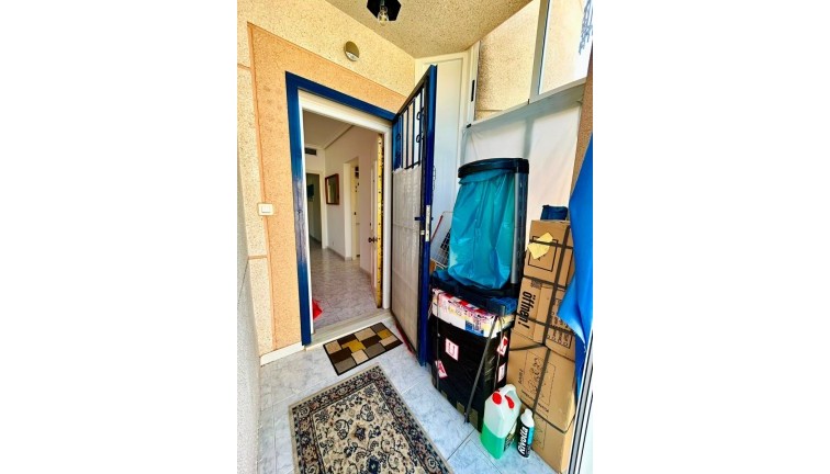 Resale - Chalet - Torrevieja - San Luis