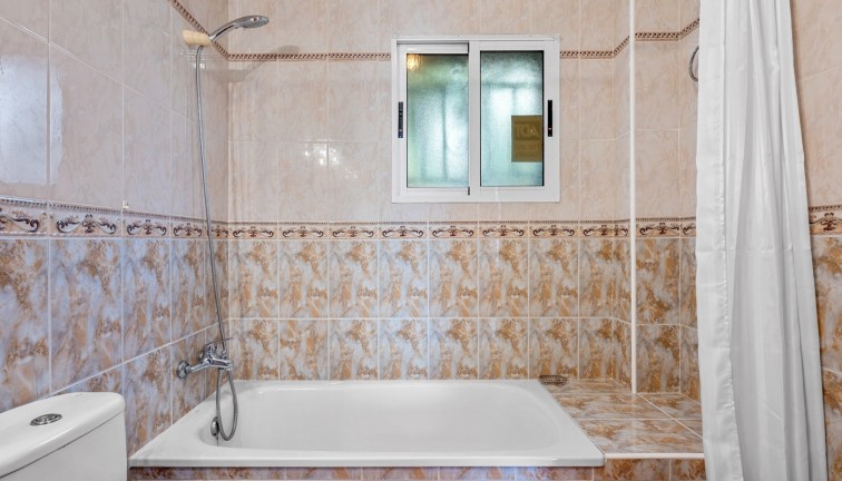 Reventa - Chalet - Orihuela Costa - El galán