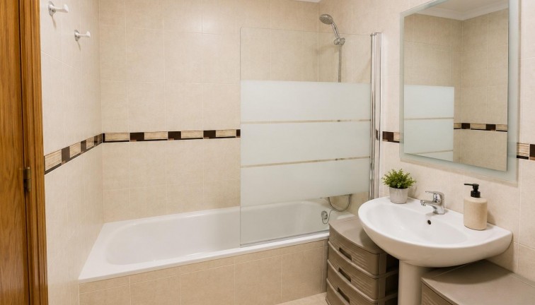 Jälleenmyynti - Bungalow - Orihuela Costa - Los Altos