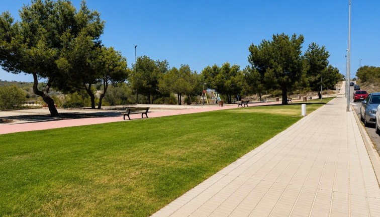 Jälleenmyynti - Bungalow - Orihuela Costa - Los Altos
