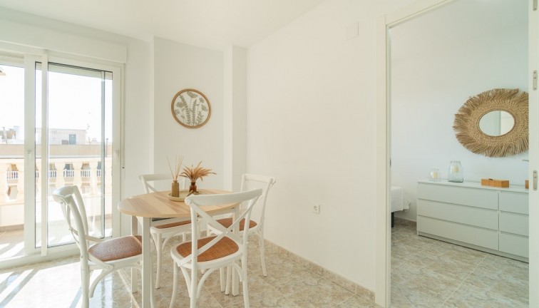 Jälleenmyynti - Asunto - Torrevieja - LA MATA