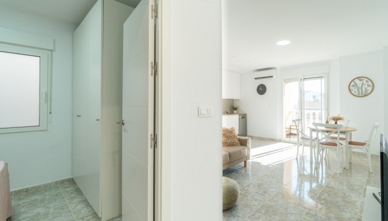 Jälleenmyynti - Asunto - Torrevieja - LA MATA