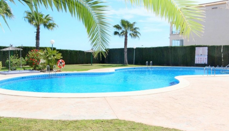 Jälleenmyynti - Asunto - Orihuela Costa - La Ciñuelica - Villa Rosa