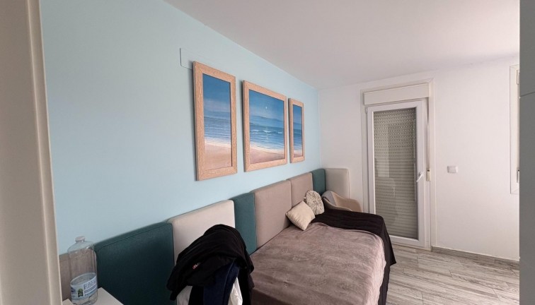 Resale - Chalet - Torrevieja - La Siesta