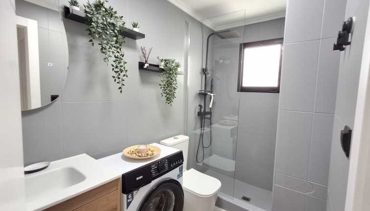 Jälleenmyynti - Duplex-asunto - Torrevieja