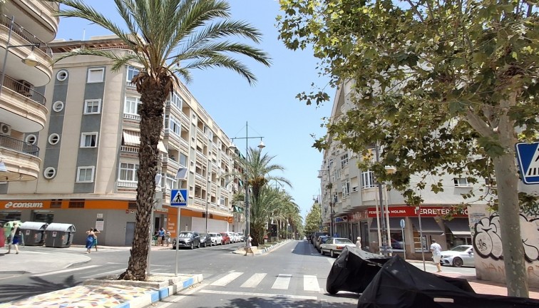 Jälleenmyynti - Duplex-asunto - Torrevieja