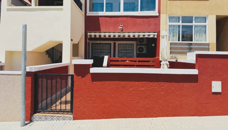 Resale - Bungalow - Torrevieja - Los Altos
