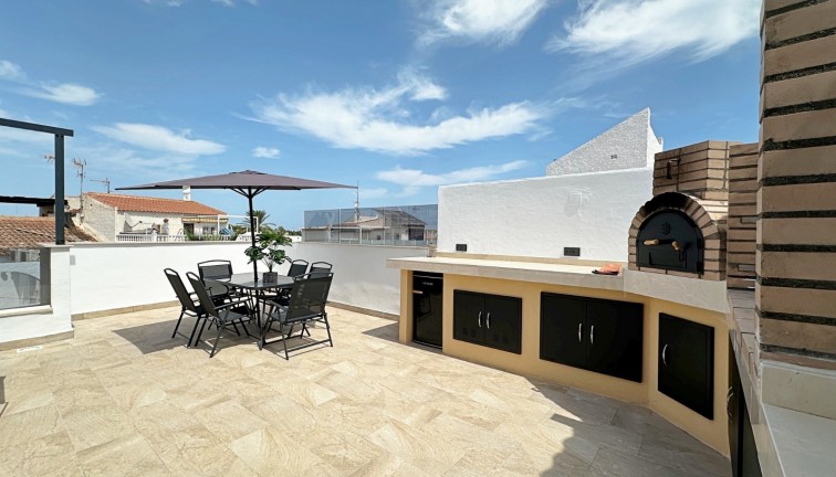 Jälleenmyynti - Paritalo/Rivitalo - Torrevieja - Aguas Nuevas
