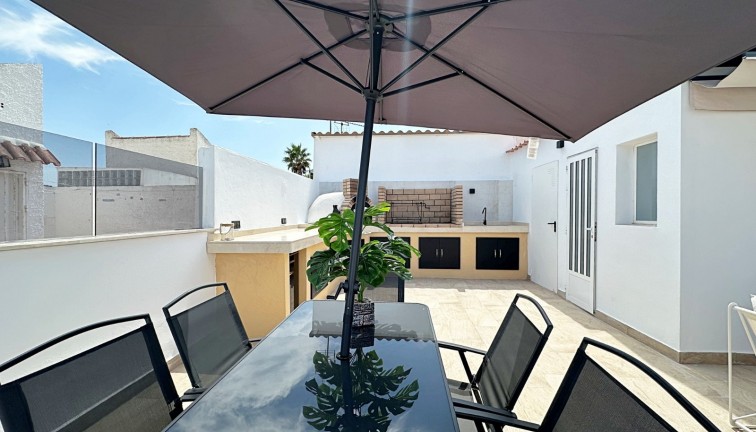 Jälleenmyynti - Paritalo/Rivitalo - Torrevieja - Aguas Nuevas