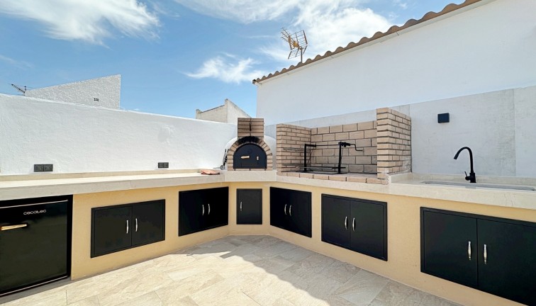 Jälleenmyynti - Paritalo/Rivitalo - Torrevieja - Aguas Nuevas