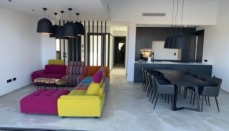 Resale - Chalet - Ciudad quesada