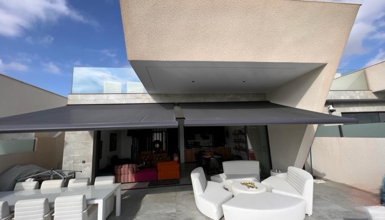 Resale - Chalet - Ciudad quesada