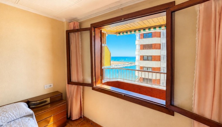 Jälleenmyynti - Asunto - Torrevieja - Acequion